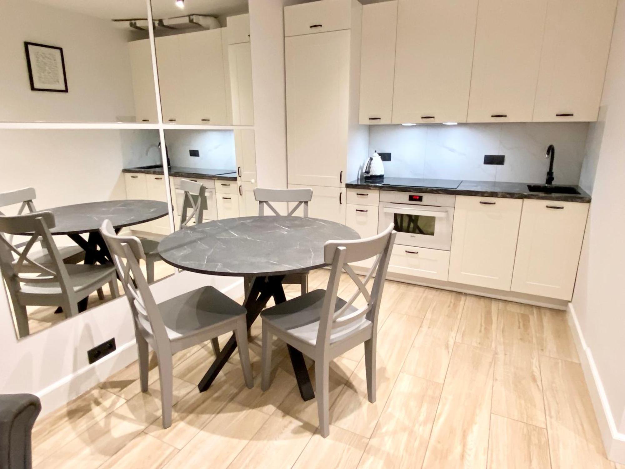 Nice To Host You - Old Town Apartment Warszawa Zewnętrze zdjęcie